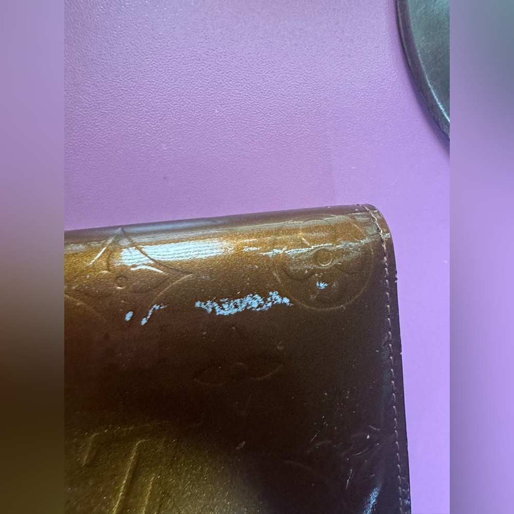 LV wallet ONLY - Picture 10 of 13